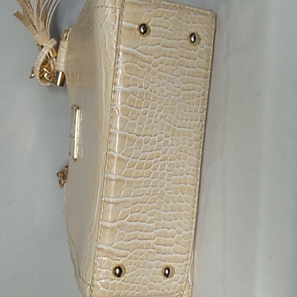 Bag - Picture 5 of 9